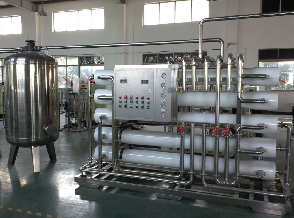 矿泉水午夜福利理论片高清在线观看播放 矿泉水午夜福利理论片高清在线观看播放